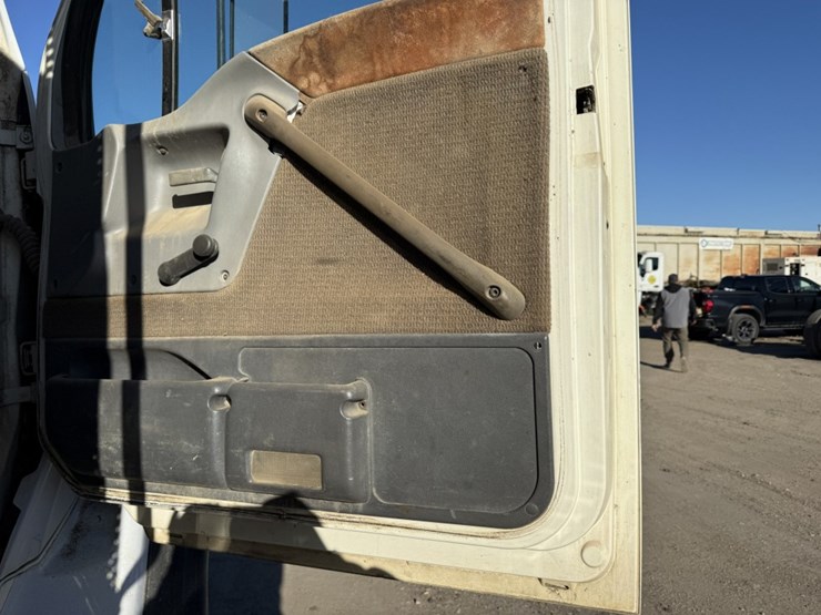 #1953-•-1998-ford-fuel-truck-image-60