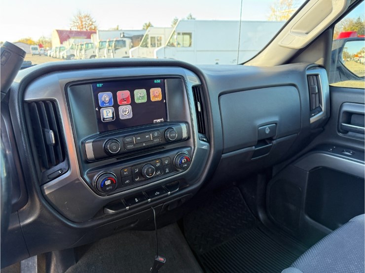 2014-chevrolet-silverado-image-15