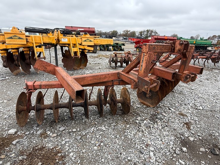 international-490-image-5