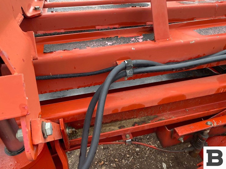 2002-new-holland-bb900-image-38