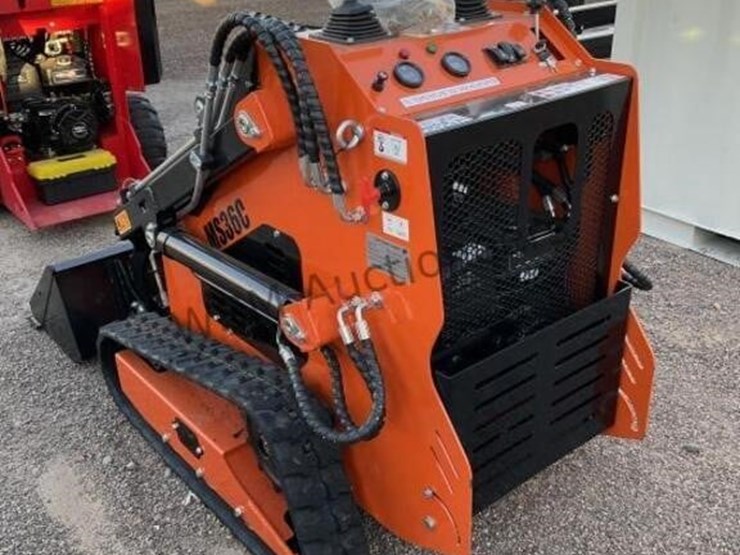 2025-mms-36c-stand-up-skid-steer-image-3