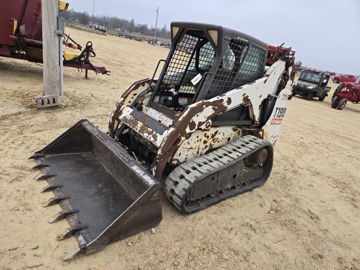 bobcat-t190-image-3