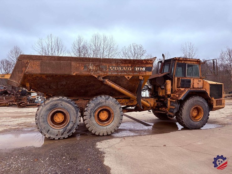 1995-volvo-a30-image-4