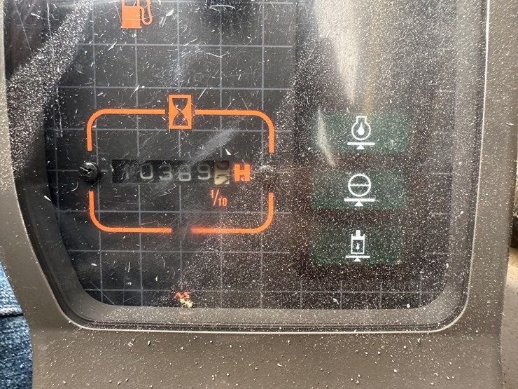 deere-790e-lc-image-86