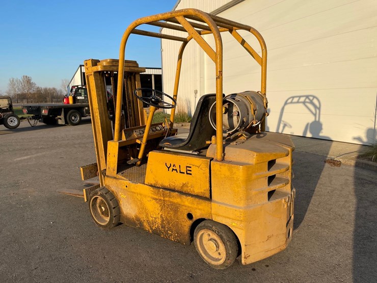 yale-5000#-lp-forklift-image-9