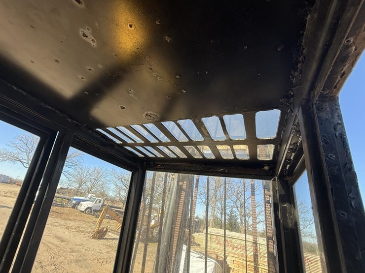 #1975-•-massey-ferguson-14k-forklift-image-67