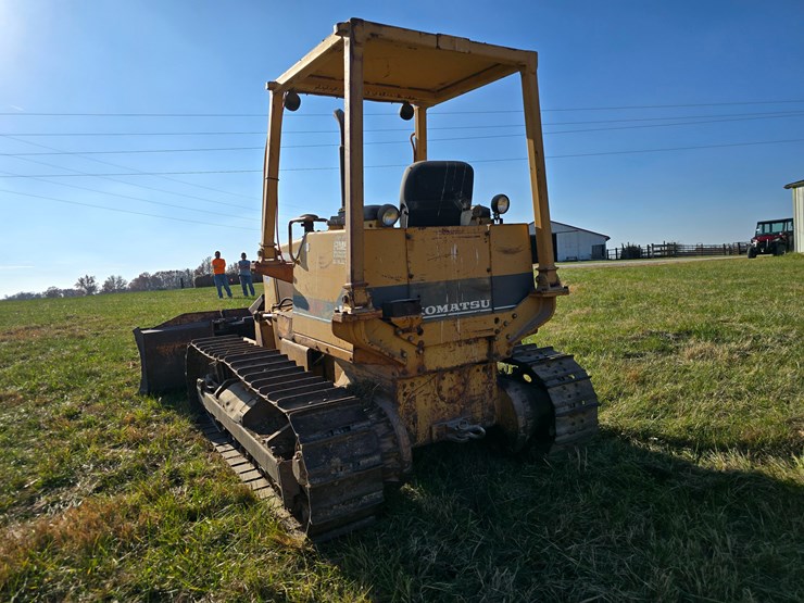 komatsu-d37p-2-image-16