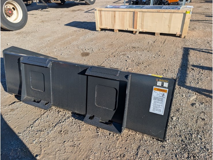 wolverine-skid-steer-bucket-72"-image-2