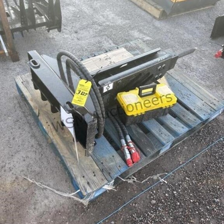2025 GIYI P45 BREAKER HAMMER FOR STAND UP SKID