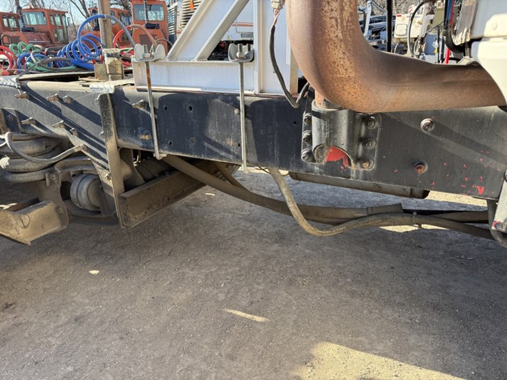 #1955-•-2008-international-eagle-day-cab-truck-tractor-image-59