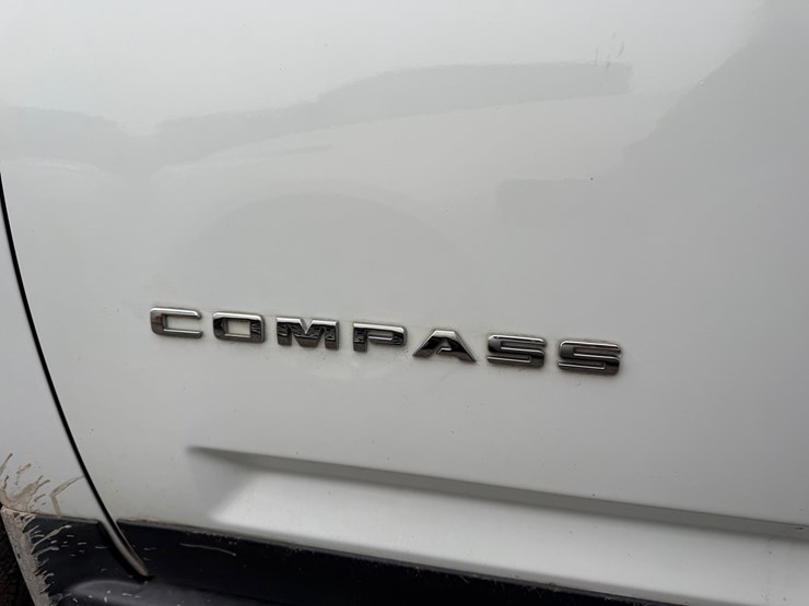 2014-jeep-compass-image-9
