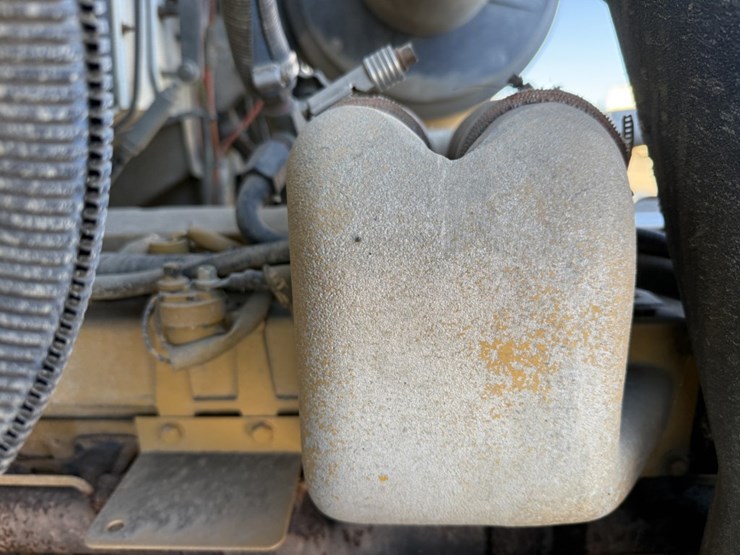 #1953-•-1998-ford-fuel-truck-image-22