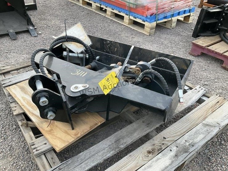 mini-excavators-attachments-image-1