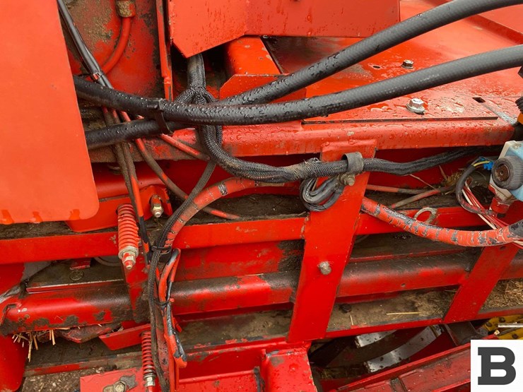 2002-new-holland-bb900-image-43