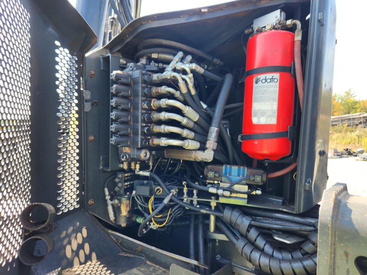 2011-ponsse-ergo-image-45