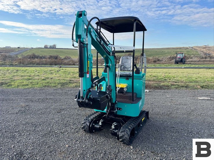 2025-cfg-industrial-h15r-mini-excavator-image-10