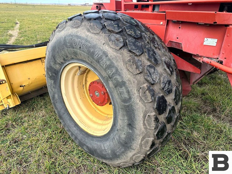 2005-new-holland-hw365-image-30