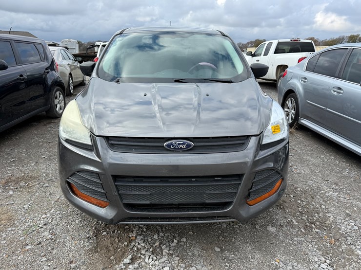 2014-ford-escape-image-2