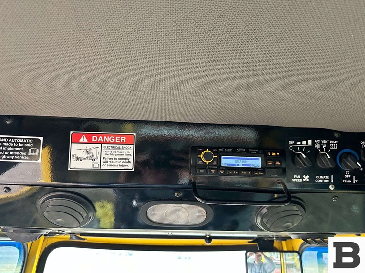 new-holland-h9880-image-56