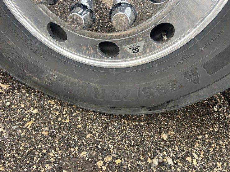 #1675-•-2016-freightliner-harrison-glider-kit-day-cab-truc-image-41