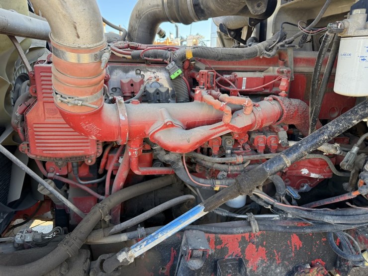 #1955-•-2008-international-eagle-day-cab-truck-tractor-image-14