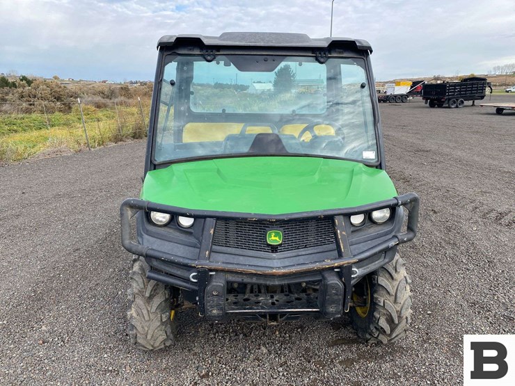 john-deere-835e-image-8