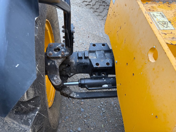 2018-jcb-509-42-image-38