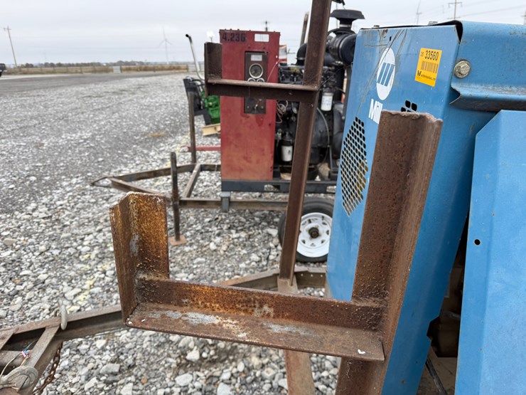 #9-•-miller-big-blue-251d-portable-welder-kh528861-inv#33560-image-10