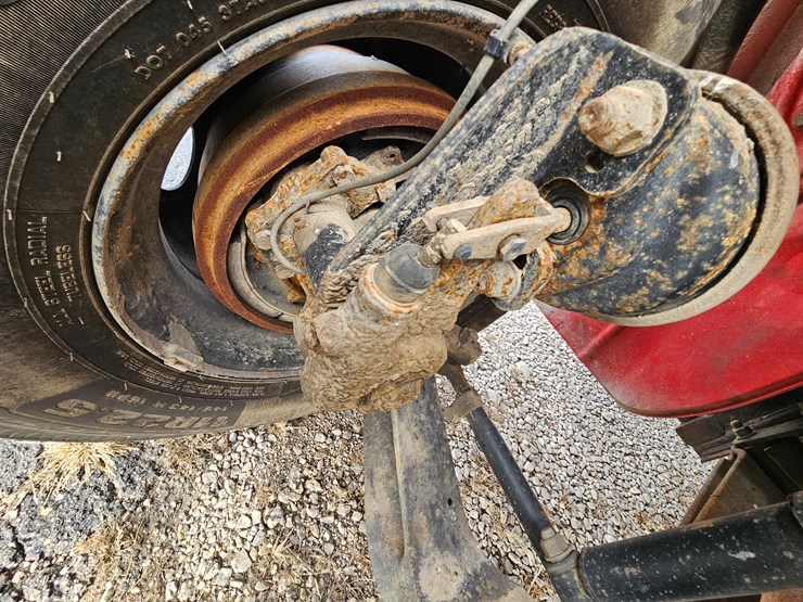 2016-freightliner-s2g-image-45