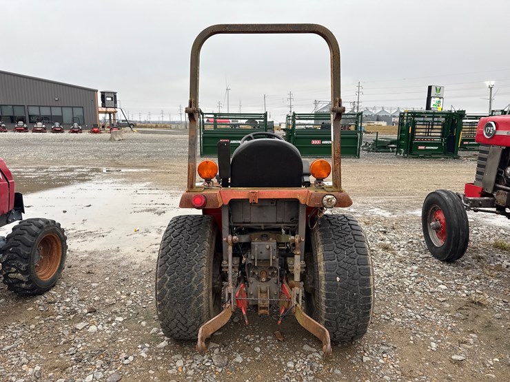 massey-ferguson-1210-image-4