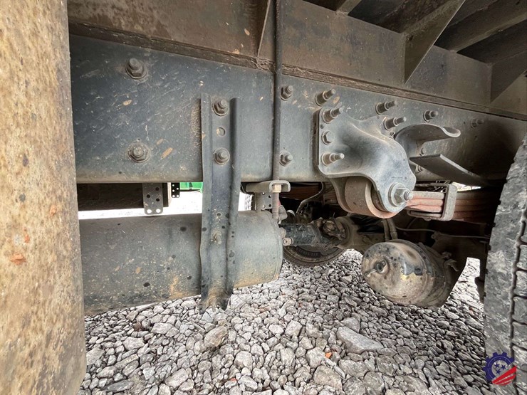 2017-freightliner-m2-s/a-tank-truck-image-26