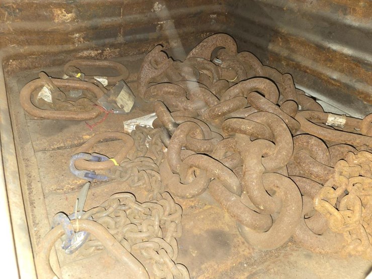 #3416-•-(3)-steel-crates-w/-heavy-duty-chains-image-6