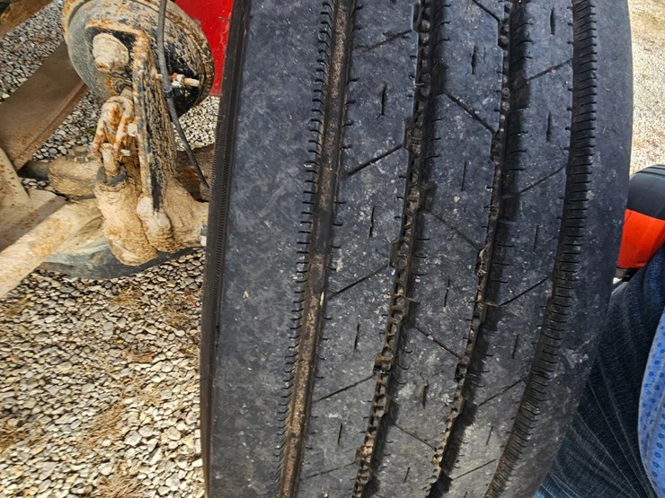 2016-freightliner-s2g-image-34