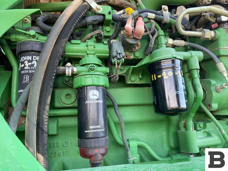 2013-john-deere-4830-image-70