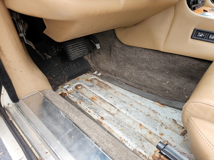 #21242-•-1990-jaguar-xjs-passenger-car-image-25