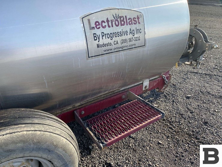 lectroblast-pull-type-orchard-sprayer-image-30