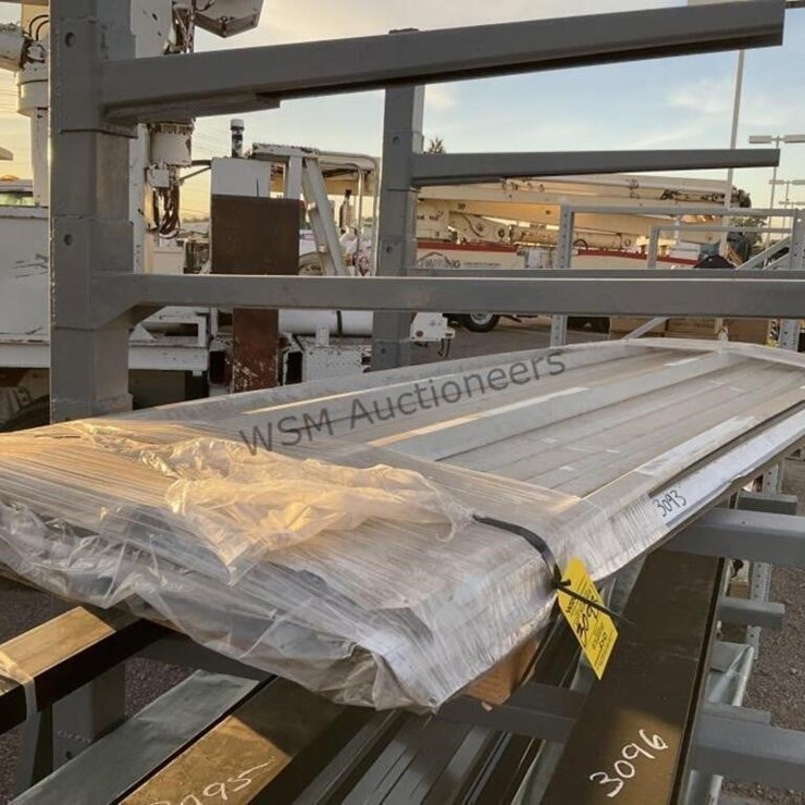 BUNDLE OF ASST METAL ROOFING