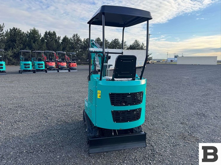 2025-cfg-industrial-h15r-mini-excavator-image-5