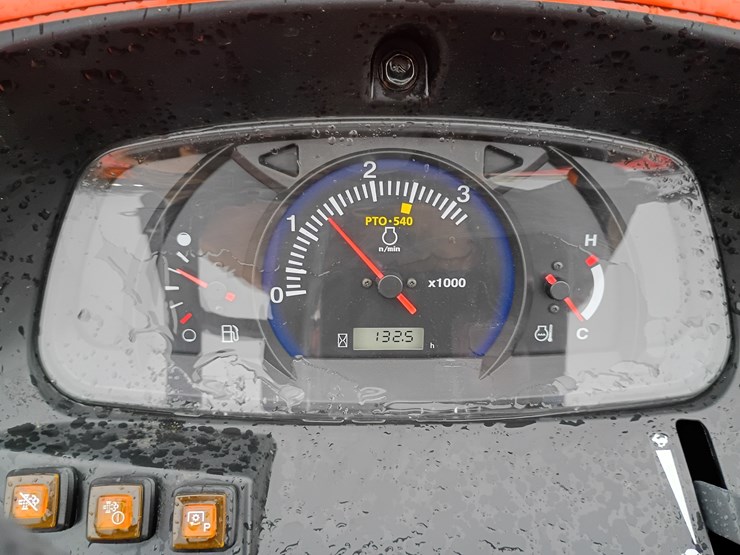 2022-kubota-la526-image-36
