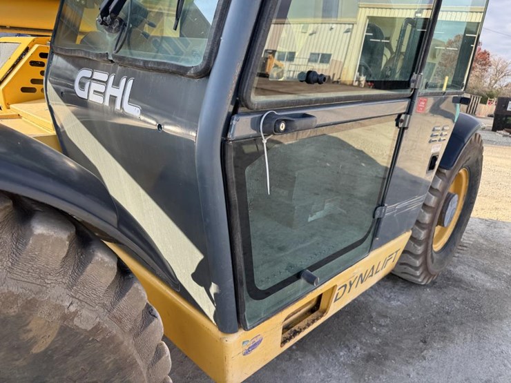 2013-gehl-dl11-image-29