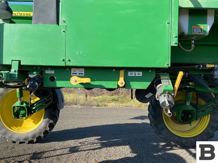 2013-john-deere-4830-image-19