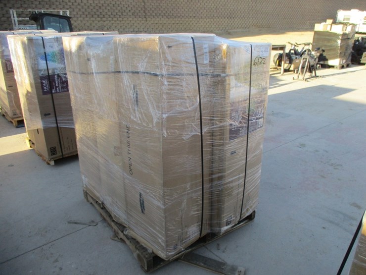 lot-of-7.5'-kingsley-balsam-fir-christmas-trees,-image-1