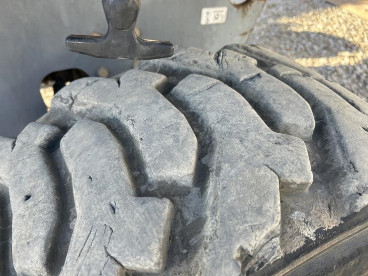 2017-skyjack-sj45t-image-65