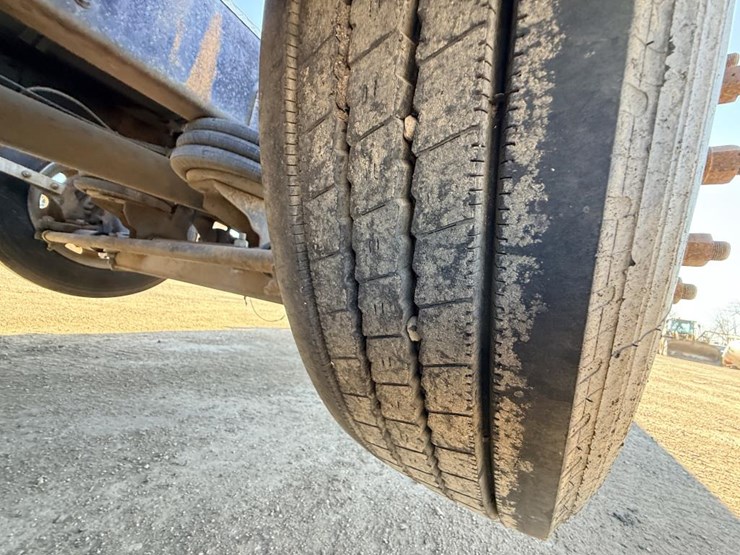 #1972-•-2008-international-eagle-day-cab-truck-tractor-image-62