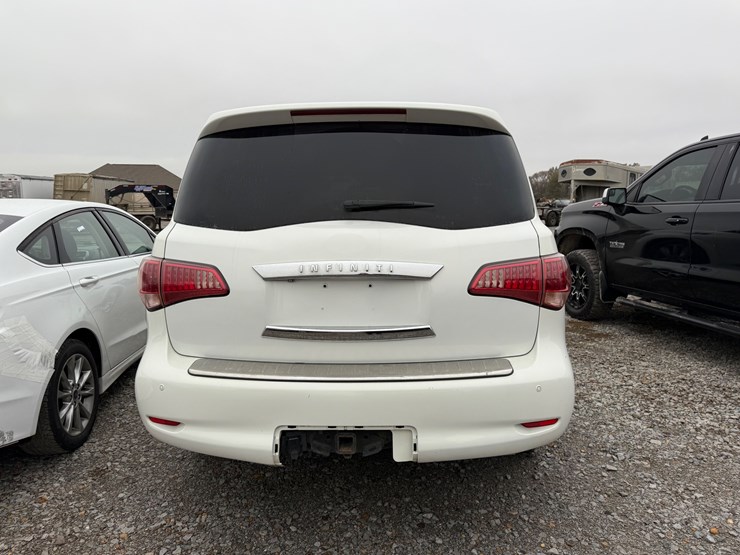 2012-infiniti-qx56-image-5
