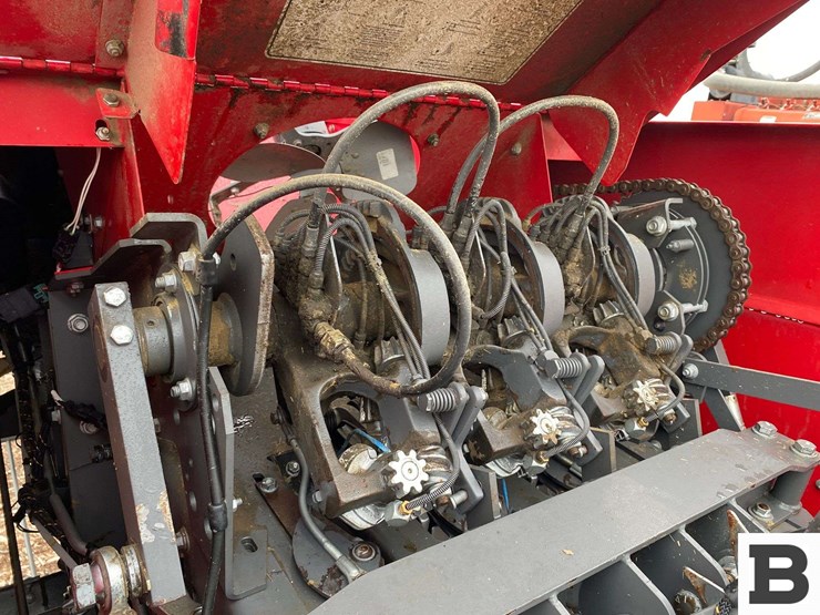 massey-ferguson-1844s-image-33