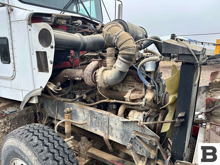 kenworth-t800-image-11