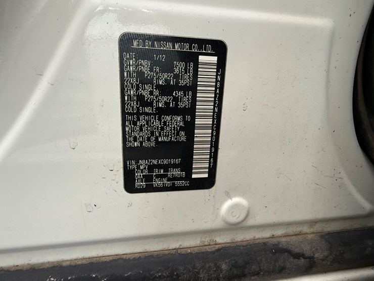 2012-infiniti-qx56-image-37