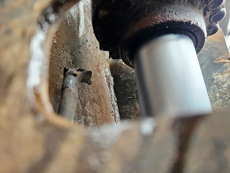 deere-200d-lc-image-84