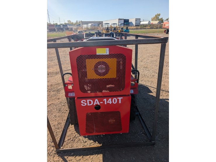 agt-sda-140t-mini-wheel-loader-image-6